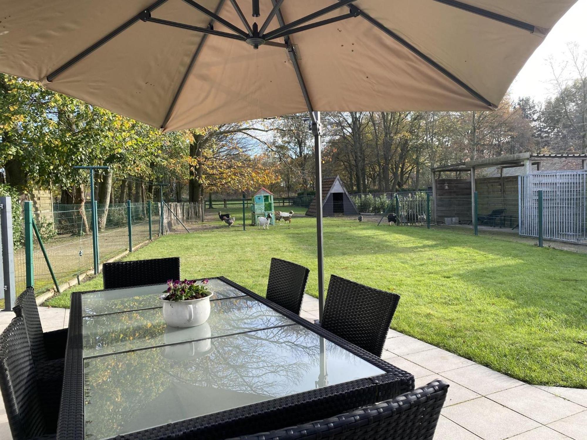 Het Bruegelhof Villa Peer Eksteriør bilde